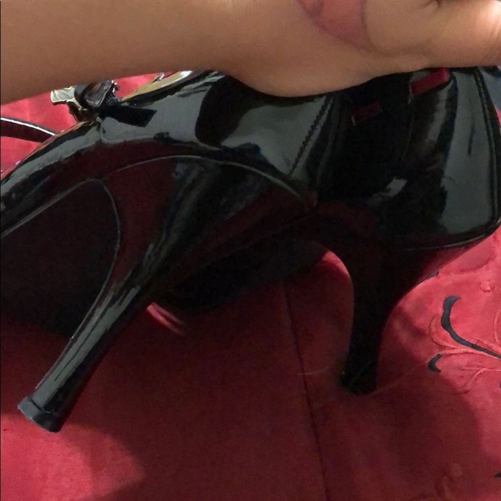 High heels - Picture 6 of 6
